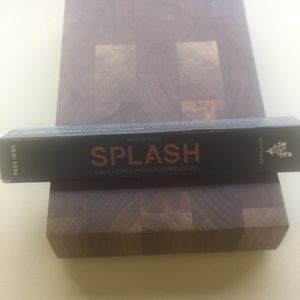 Moodstruck splash liquid lipstick